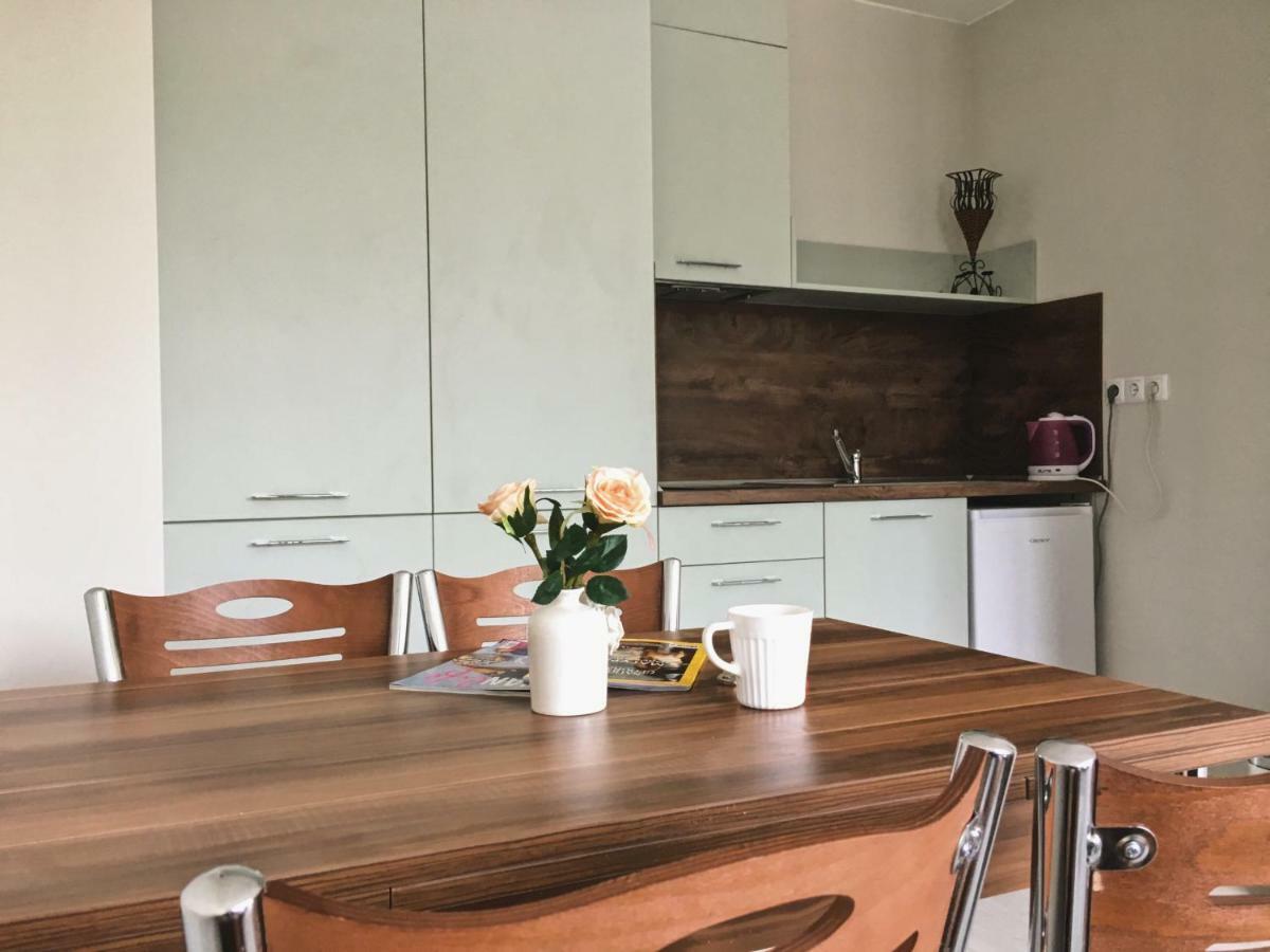 Azzurro Apartment - Ideal For Your Seaside Escape In Burgas Ngoại thất bức ảnh
